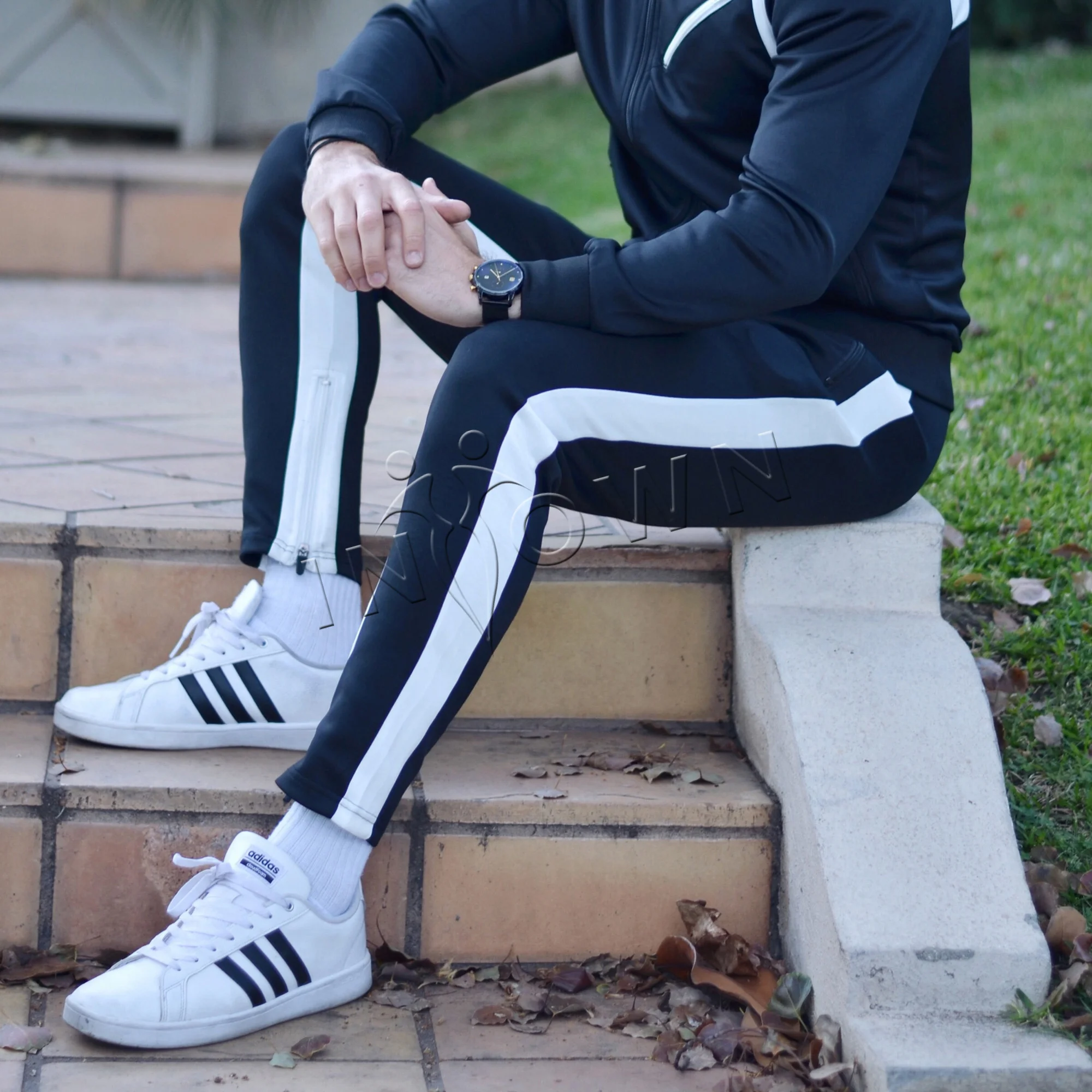 Joggers with Zipper